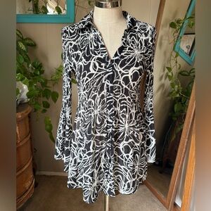 Hayley Matthews Black And White Floral Pleated Mini Dress Swim Cover Up, Large